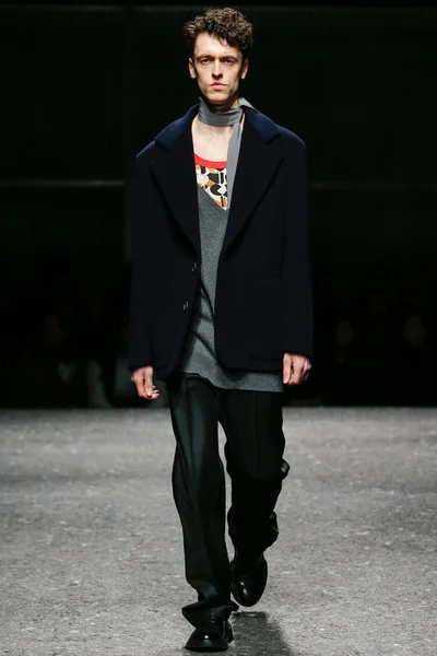 Look 23